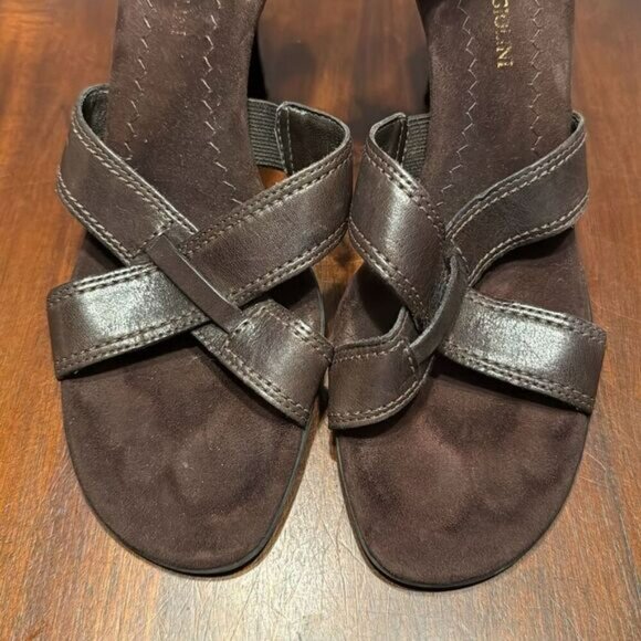 Enzo Angiolini Brown Leather T Strap Heels Pumps Women’s US 8.5M - Picture 2 of 8